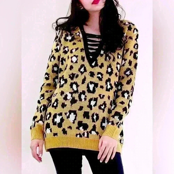 Women's Leopard Print Sweater (L20) - Picture 1 of 8